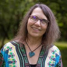 Sarah Marten's Instagram, Twitter & Facebook