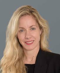 A comparative review of restructuring processes in the United Kingdom,  France and the United States