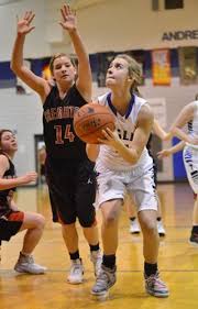 LHNE sweeps Creighton