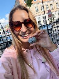 Coś pięknego! Ja Ola Kot znalazłam kamyk z kotem w Ostrowie Wielkopolskim  🐈 63-400 Pojedzie na Maltę