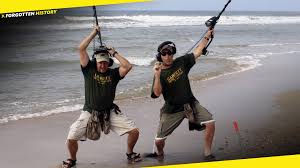 The metal detector for beach and land is easy to use, which makes it perfect for anyone. Beach Metal Detecting Tips Detect History