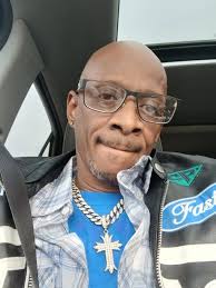 WHY DO YOU PEOPLE BUY FROM THIS AMERICAN SHIT COMPANY.