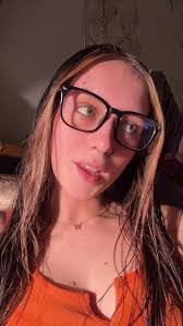 Whitney Gagnon's Instagram, Twitter & Facebook