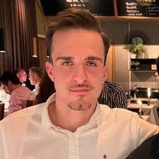 Aaron Edlund's Instagram, Twitter & Facebook