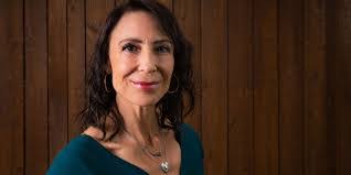 Melanie Anthony's Instagram, Twitter & Facebook