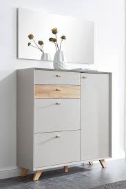 Schrank Calvi Mit Diesem Flurschrank Holst Du Dir Einen Hauch Skandinavischen Charme In Dein Zuhause Scandi Moebellet Eiche Mobel Flurschrank Online Mobel