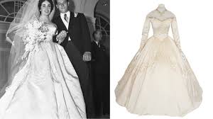 Visualizza altre idee su sposa, abiti, vestito da sposa. Gli Abiti Da Sposa Vintage Piu Costosi Di Sempre Vintachic