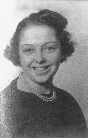 Maxine Dowell's Instagram, Twitter & Facebook