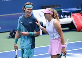 Andreeva revela antigo "crush" pelo parceiro Rublev