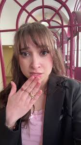 Laurie Colley's Instagram, Twitter & Facebook