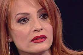 See more of anca turcasiu on facebook. Anca Å£urcasiu FrumuseÅ£e FÄƒrÄƒ BÄƒtraneÅ£e Interviul Din Care Vei Afla De Ce AratÄƒ Asa La 44 De Ani Spynews Ro
