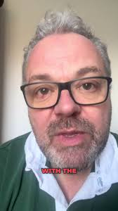 Travel advice for Americans coming to the UK #halcruttenden #funnyreels  #funnyvideos #comedy #traveladvisor #America #UK #Australia #NewZealand  #Ireland #comediansoftiktok