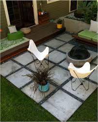 13 Clever Ways To Use Pavers In Your Backyard Inexpensive Backyard Ideas Patio Set Up Cheap Patio Sets