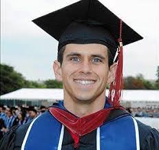 Doris Zhu's Instagram, Twitter & Facebook