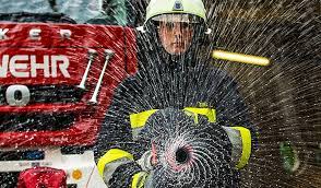 Stark betroffen war vor allem die wachau, dutzende feuerwehren standen im einsatz. No Landesfeuerwehrverband Die Feuerwehr