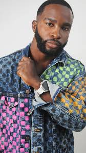 Chris Brew is an incredible actor, writer and director and we had a blast  shooting his headshots! From projects like Space Jam (2021) to hit TV shows  like Insecure, Aquarius, and Black-ish,