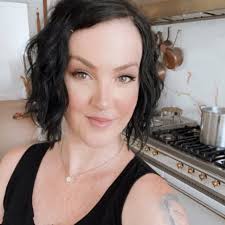 Kristy Kitchen's Instagram, Twitter & Facebook