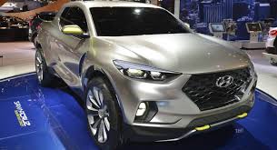 The santa cruz will offer four powertrain options: Long Awaited Hyundai Pickup Truck Is Coming Soon As Us Built Model Carscoops