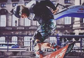 Deltag i faglige arrangementer og stå stærkere. Patientudtalelser Om Klinikken