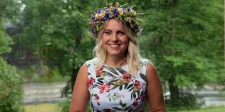 Hon valde att tala om familjetragedin, svägerskan evas död och broderns narkotikamissbruk. Recension Sommar I P1 Carina Bergfeldt Gp