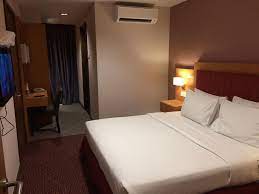 Habib hotel ei tegutse valdkondades muu majutus, hotellid ja motellid, voodi ja hommikusöök. Jewels Hotel Kota Bharu Updated 2021 Prices