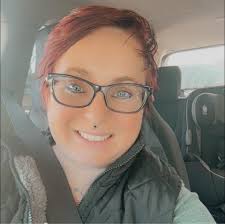 Someone was saying, “having a parasocial relationship with someone is  weird. You don't know her.” Talking about how being a swiftie or liking any  celebrity is weird. This person went