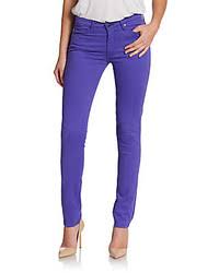 Autrefois uniquement réservé aux hommes, le pantalon fait désormais partie intégrante du vestiaire féminin. Comment Porter Un Pantalon Violet 34 Tenues Et Looks Lookastic France