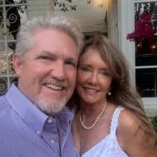 Who can make a dairy-free cake in Vienna, VA?