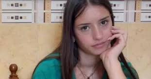 Desaparecimento de Maria João de 16 anos em Évora: Família continua a  apelar ao seu regresso.