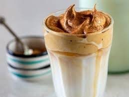 Espresso merupakan kopi bubuk yang diseduh dengan menggunakan air panas bertekanan tinggi. Viral Dalgona Coffee Kini Muncul Pakai Milo Indozone Id
