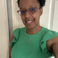 Stella Squire's Instagram, Twitter & Facebook