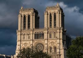 Il grande interesse del pubblico italiano per lo spettacolo ha portato il tour ad aggiungere altre date al programma tra il 2019 e il 2020 e soprattutto a raggiungere tante nuove città. Notre Dame Une Cigarette Mal Eteinte A L Origine De L Incendie Valeurs Actuelles