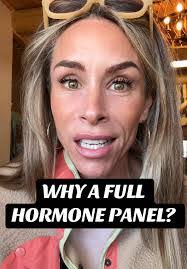 Heather Eddington's Instagram, Twitter & Facebook