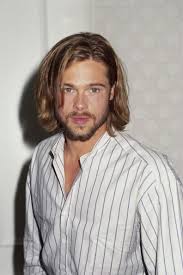 Fury brad pitt haircut is not only lovely and sassy looking, but it is also super easy too style. Brad Pitt S Hair Evolution Photos Of Brad Pitt S Hairstyles