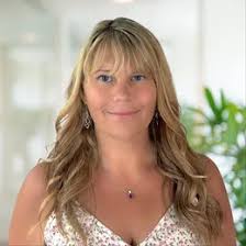 Find Realtors & Real Estate Agents in 33705