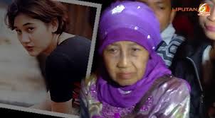 Namun dengan masa yang pendek ia mampu mewakili ciri industri massa. Nike Ardila Terus Dikenang Hingga Akhir Hayatnya Showbiz Liputan6 Com