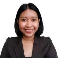 Andrea Llera's Instagram, Twitter & Facebook