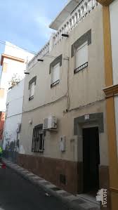 Si buscas un piso o casa en motril, granada, en haya inmobiliaria ponemos a tu disposición un amplio catálogo con inmuebles en la venta de todo tipo (chalets, apartamentos, pisos, etc). Chalet Adosado En Venta 70 00 M En Motril Granada