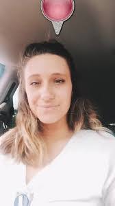 Danielle Peek's Instagram, Twitter & Facebook