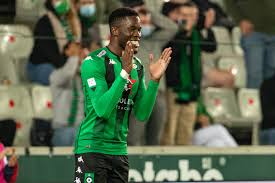 Beerschot kan opnieuw terugblikken op een goede oefenwedstrijd. On Loan Chelsea Forward Ugbo Fires Cercle Brugge Past Eleke S Beerschot Fa Sports