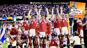 Spielerdaten und statistiken steckbriefe und daten aller spieler. Die Geschichte Der Fussball Em 1992 Nachrucker Danemark Macht Die Sensation Gegen Deutschland Perfekt Sportbuzzer De