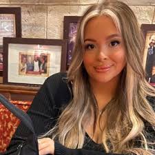 Felicity Joy Covill (@felicityjoyx)