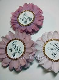 Para empezar la decoración de un baby shower y no entrar en pánico lo más simple será elegir un tema como base. Baby Shower Decoracion Para Baby Shower En Casa Recuerdos Para Baby Shower Decoracion Baby Shower Corsage Personalized Baby Shower Favors Baby Shower Gifts