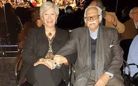 A conhecida socialite deixa uma mensagem os dois filhos, . Alvaro Canecas Surpreende Jo Empresario Oferece A Mulher Prenda De Mais De 100 Mil Euros Vip Pt