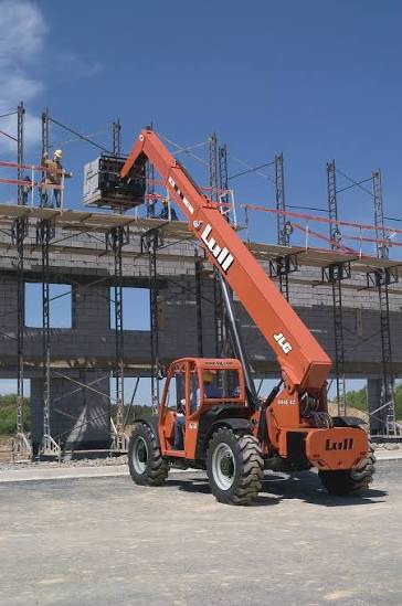 Lull 944E42 Telehandler