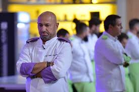 Încă un concurent chefi la cutite părăsește competiția. Chefi La CuÈ›ite FinaliÈ™ti 28 Noiembrie CaÈ™tigÄƒtor Live Text Dcnews