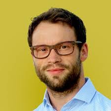 Alex Pabst's Instagram, Twitter & Facebook