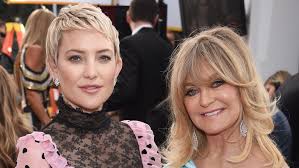 Goldie jeanne hawn (born november 21, 1945) is an american actress, producer, dancer, and singer. Seltsame Dinge Die Jeder An Kate Hudson Ignoriert News24viral