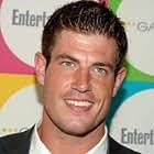 Holiday Baking Championship" North Pole Vaulting (TV Episode 2019)