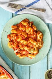 Mediterraner Gnocchi Auflauf Rezept Hellofresh Rezept Rezepte Gnocchi Auflauf Rezept Gnocchi Auflauf